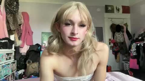 mylarobbison live stream