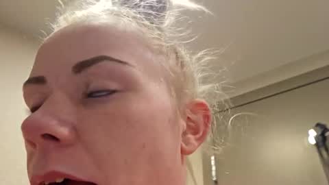 naakedbarbiieeeemariah99xo live stream