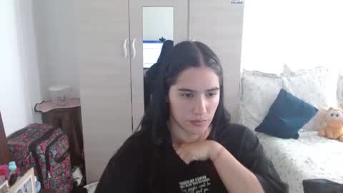 naomi_d stream preview