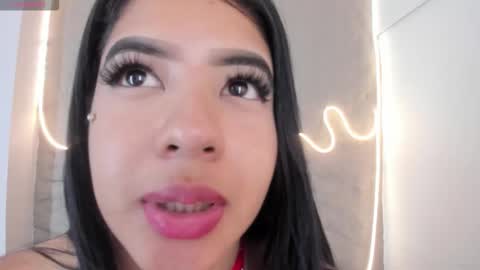 naomy_gyal stream preview