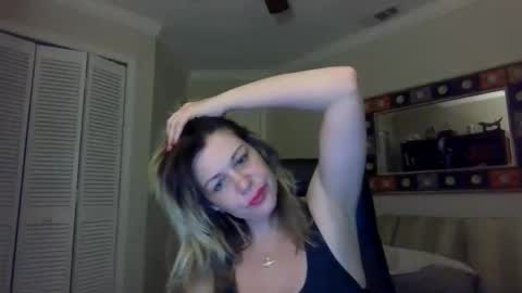 nicolekeeley400 stream preview