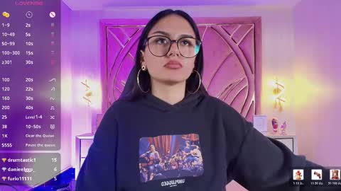 nicollehall stream preview