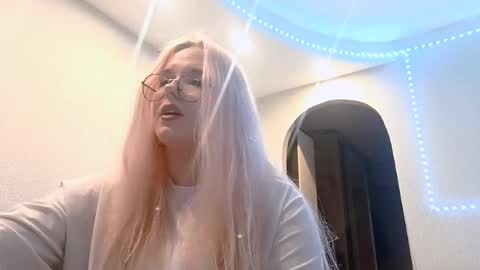 nikitamobbs stream preview