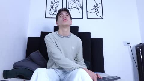 noah_loveboy live stream