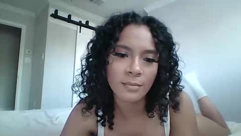 officialchantelxo stream preview