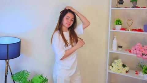 olivafling stream preview