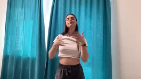 olivia_dancer stream preview