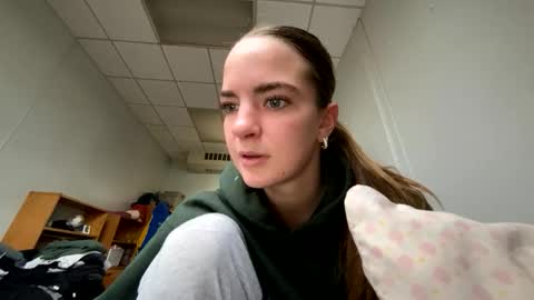 oliviaraeee live stream