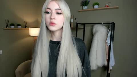 pantyhousee stream preview