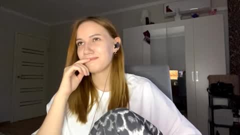 paulinelejune live stream