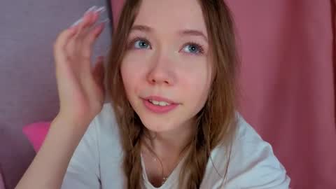 pearly_peach_ stream preview