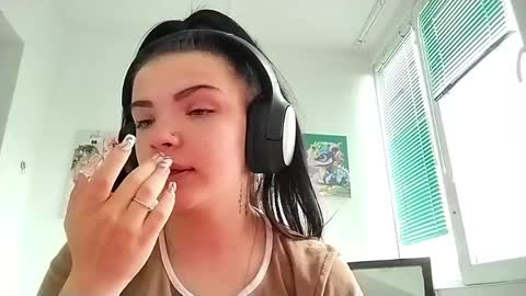 pearlystathis stream preview