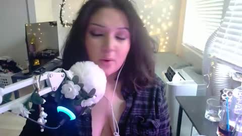 peppertreegirl stream preview