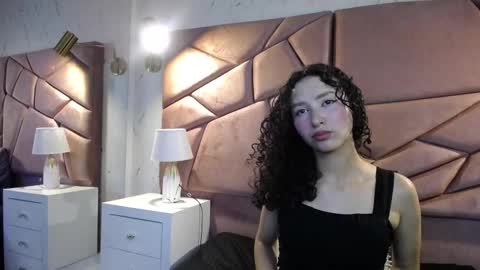 pettymoon live stream