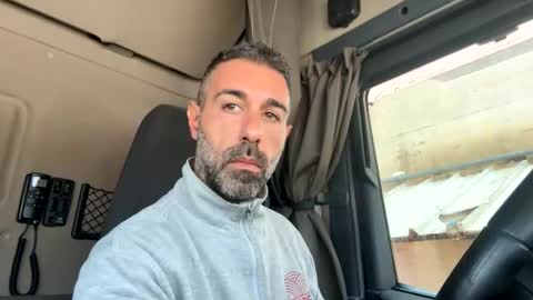 pierotu stream preview