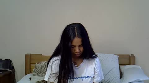 pinahotty stream preview