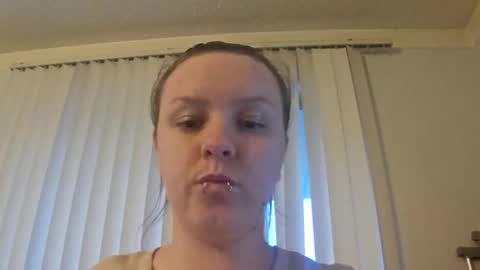 pinessbunny69 stream preview