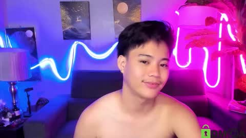 playful_kenzo stream preview