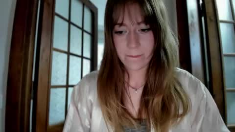 polihoney stream preview