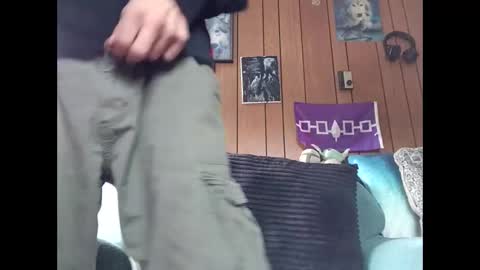 prettysolid7 stream preview