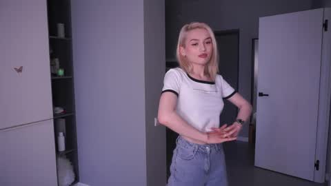 princess_blondee stream preview