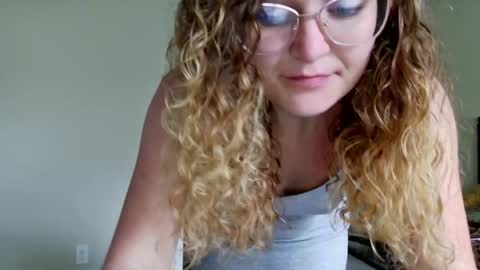 princessvalmarie stream preview