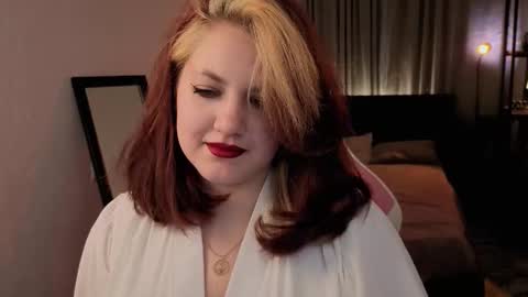 qweenheart stream preview