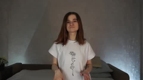 raelenesondag live stream