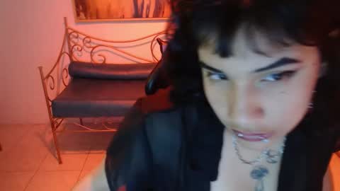 raven_pierce_ live stream