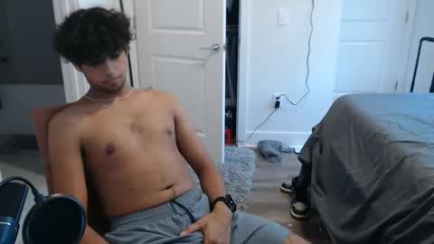 raymondg8596 stream preview