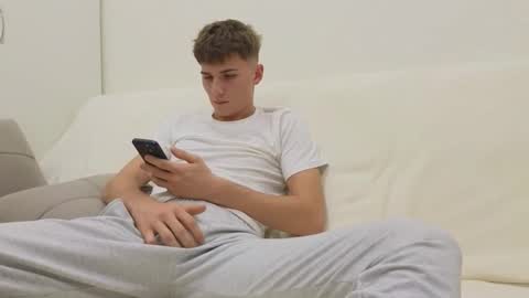 reeves_bae stream preview