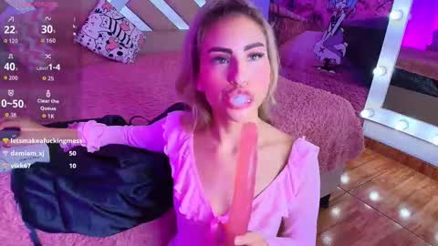 rhenna_velvet stream preview