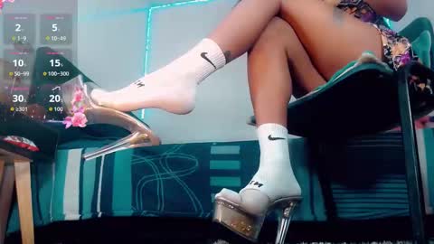 riannagarcia_ stream preview