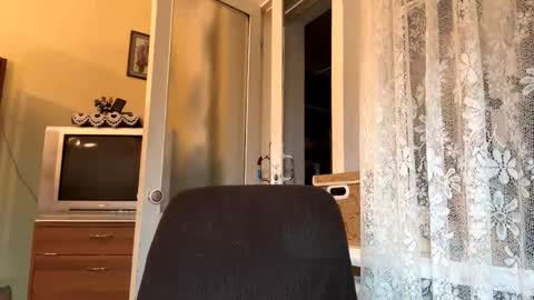 rosanareichelt stream preview