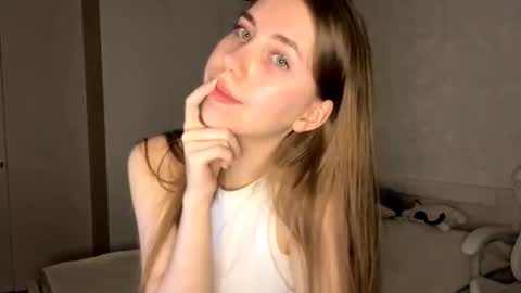 rowenaaini stream preview