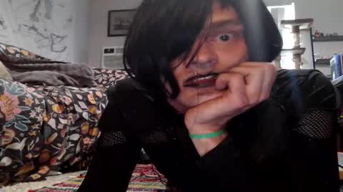 s1ssy3mm3 stream preview