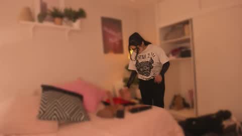 sarah_volkov stream preview