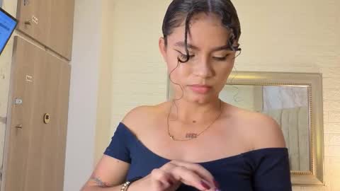 sarayvegax live stream