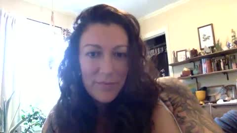 sheglowsdark stream preview