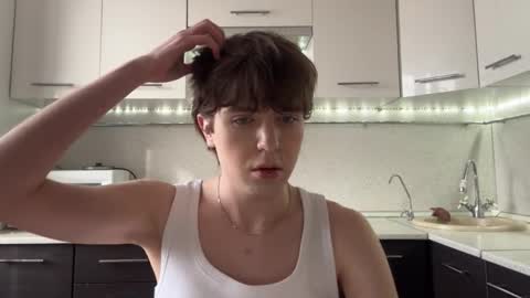 shortskrt live stream