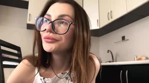 shuggary stream preview