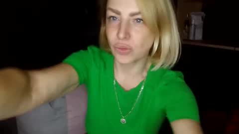 shy_girl80 stream preview