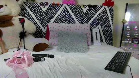 sia_jones stream preview