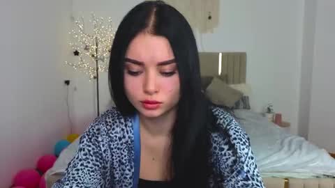 silena_sky stream preview