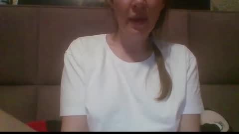 sladkiegubki stream preview