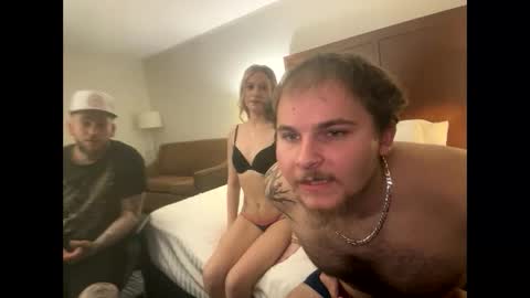 sluttyblonde706 stream preview