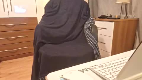 snooty05 live stream