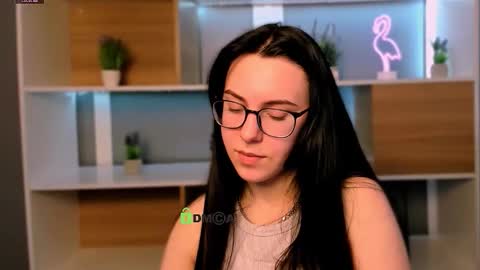 sofi_lonely stream preview