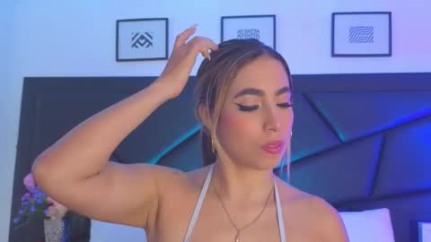 sophie_delacroix stream preview