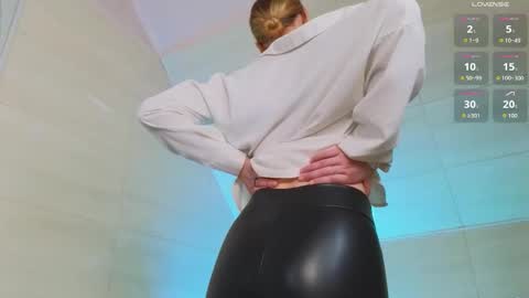 staceyyjones stream preview